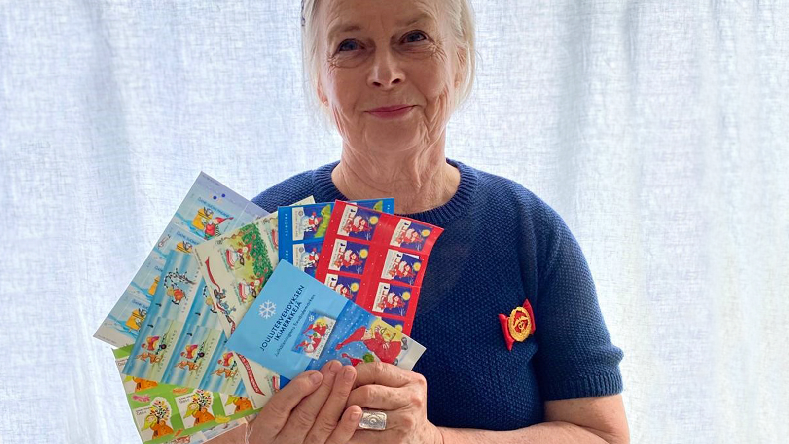 Tommi Kantola: Palkittu postimerkkitaiteilija Virpi Pekkala paljasti minulle salaisuutensa