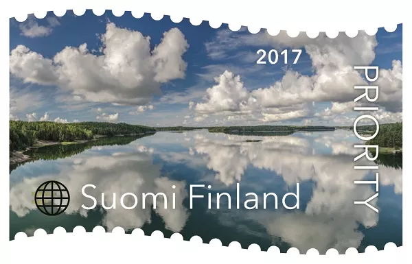Pilviä saaristossa