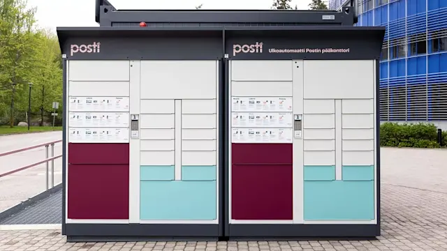Posti's outdoor parcel locker.