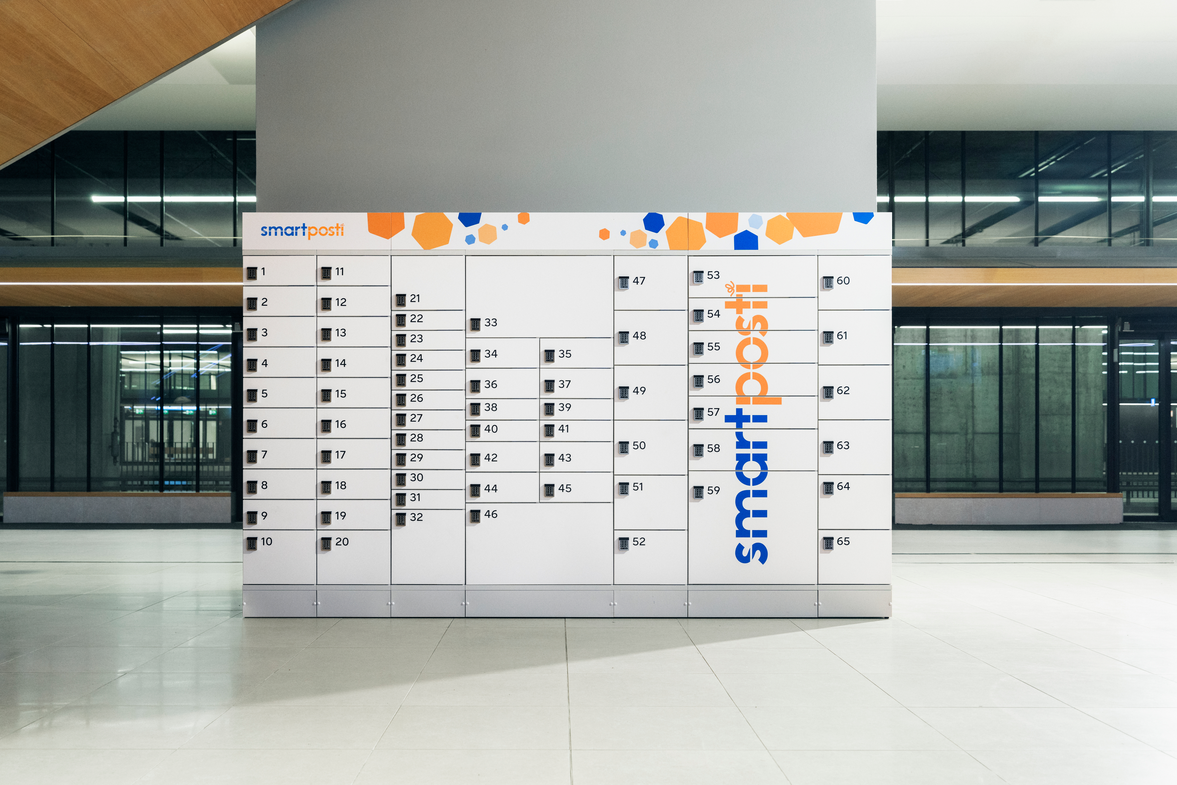 Parcel locker