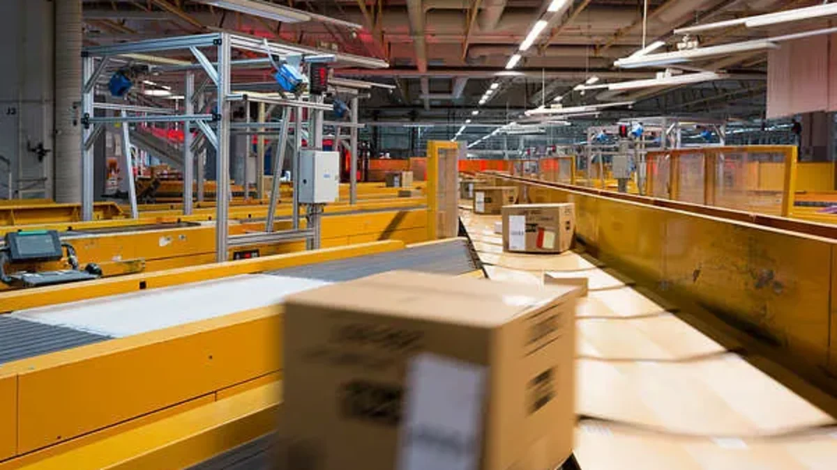 Parcel in the logistic center