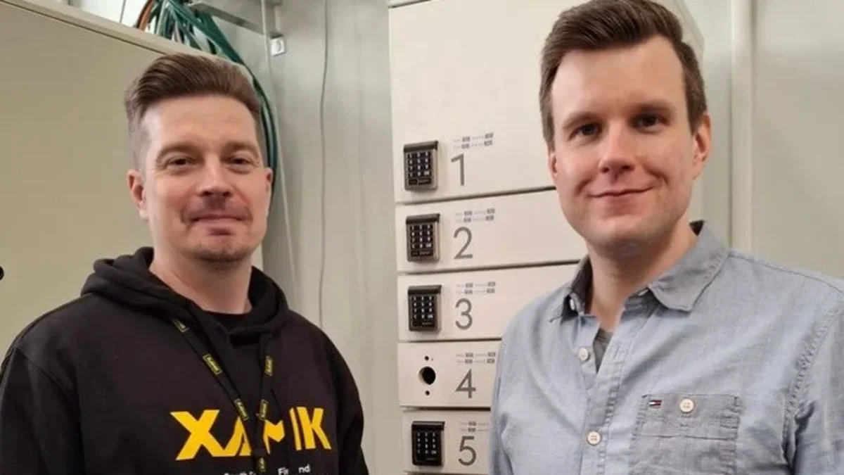 Kimmo Kääriäinen and Iikka Salmela.
