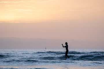 My first wave: how long does it take to learn to surf?