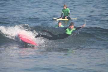Surf lesson: How to learn the take off