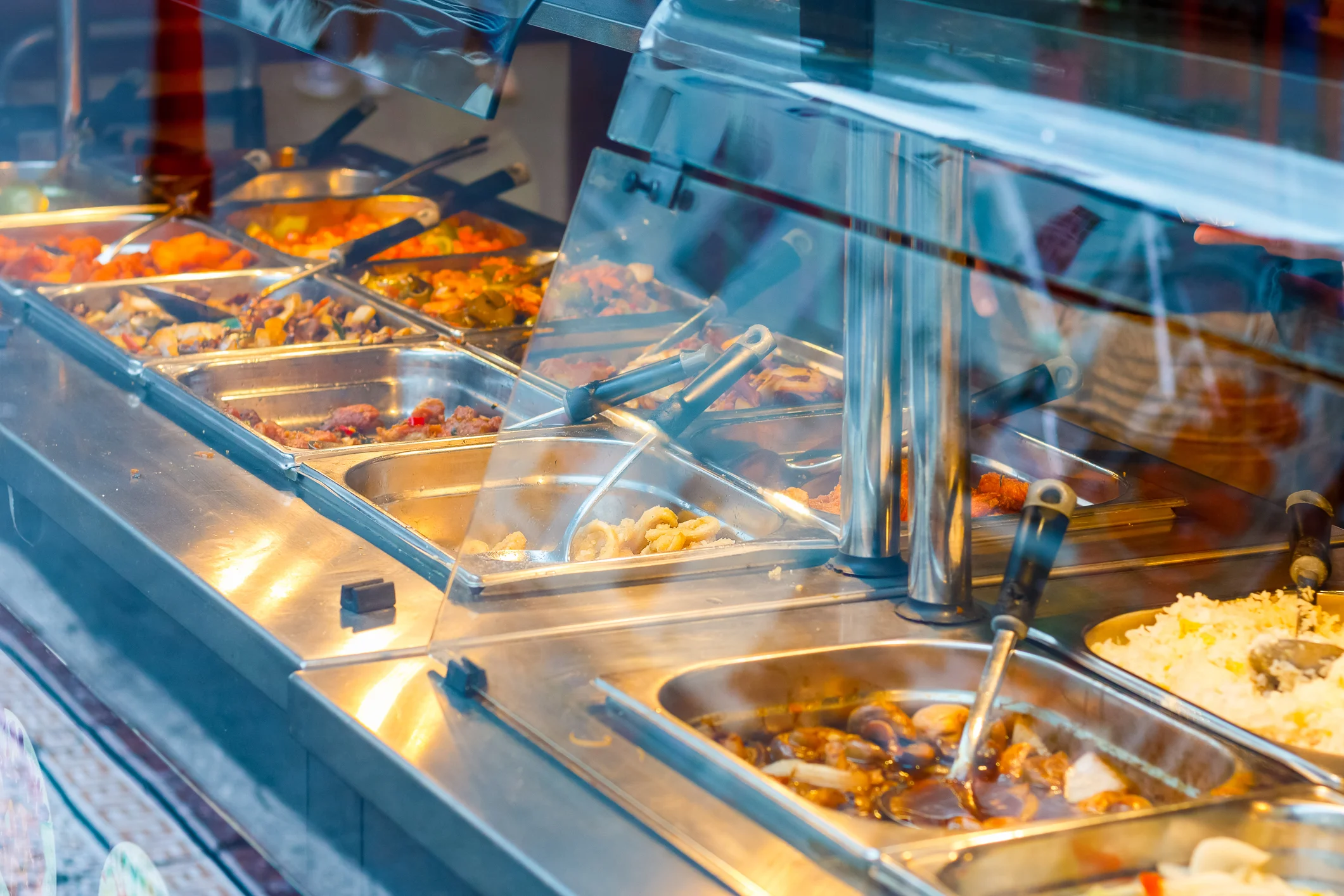 Lämpöpöydät ja -hauteet