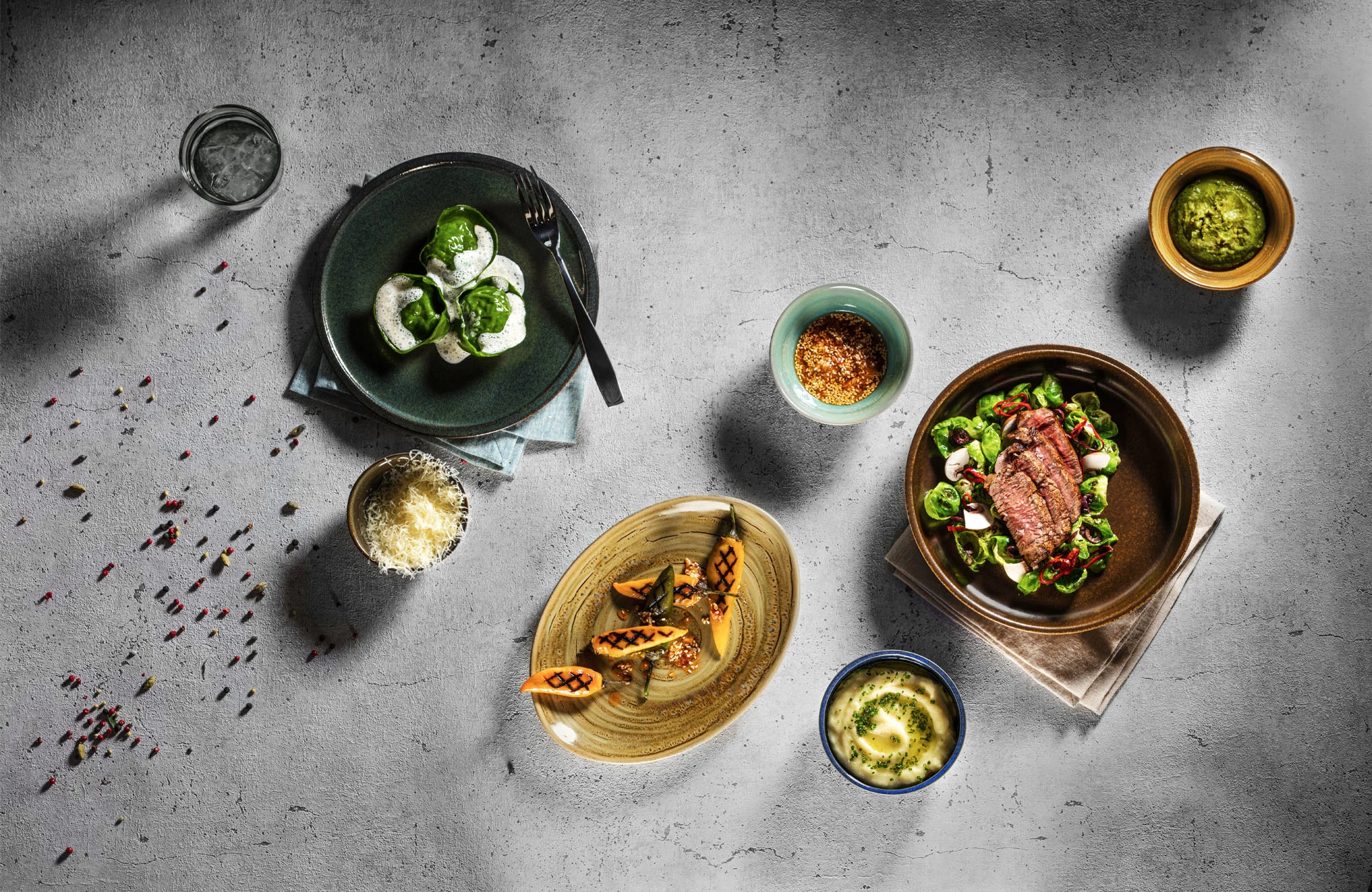 Rakstone-astiavalikoimassa yhdistyy yksilöllisyys ja kestävyys