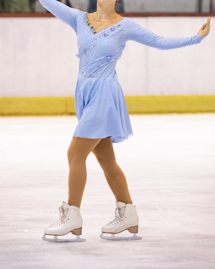 Vaaleansininen puku 150-160cm/S. Käytetty
