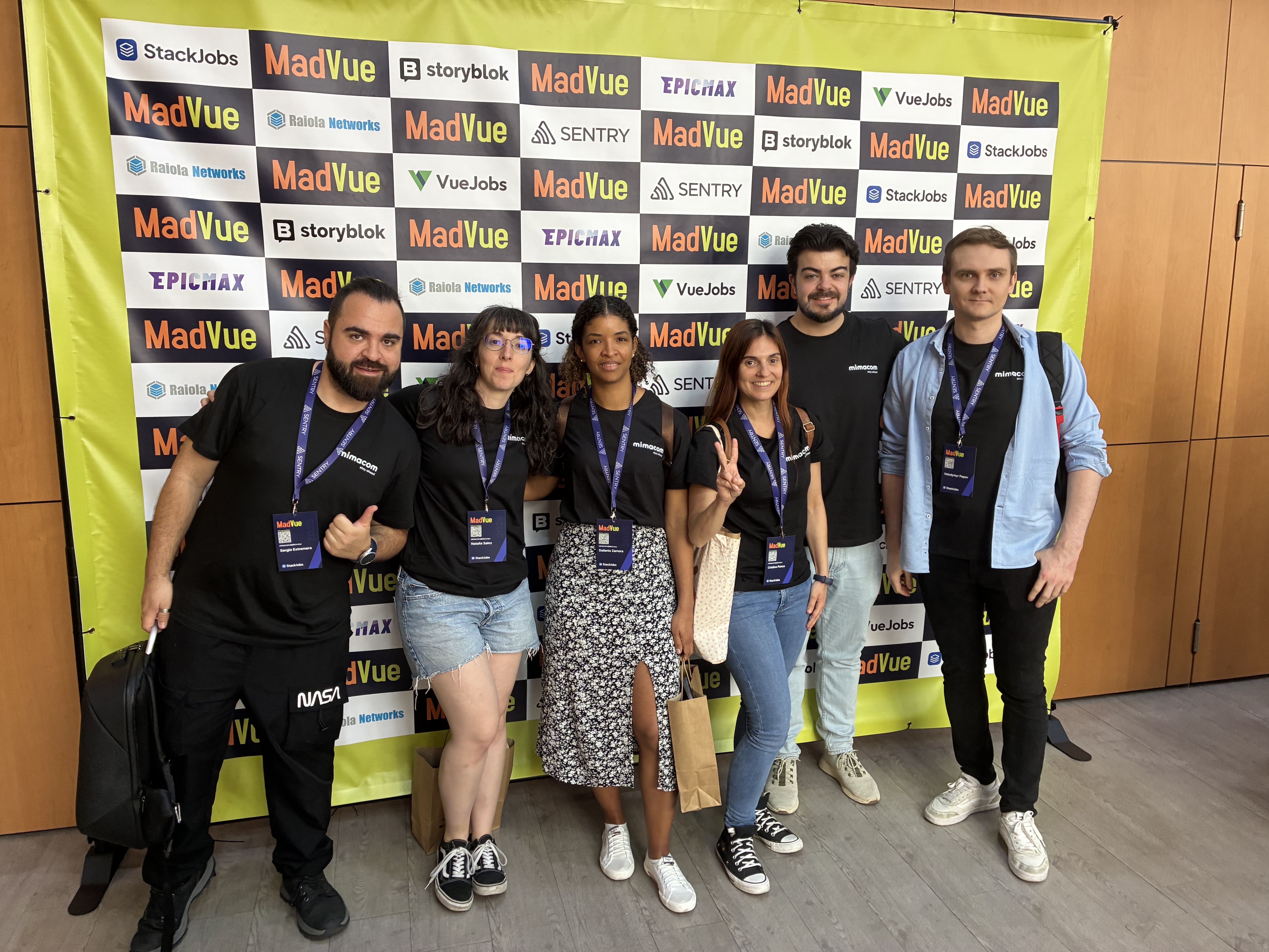 Group of Mimacom colleagues enjoying the MadVue event
