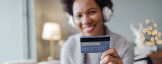 8 Advantages of Credit Cards: Reasons to Use a Credit Card
