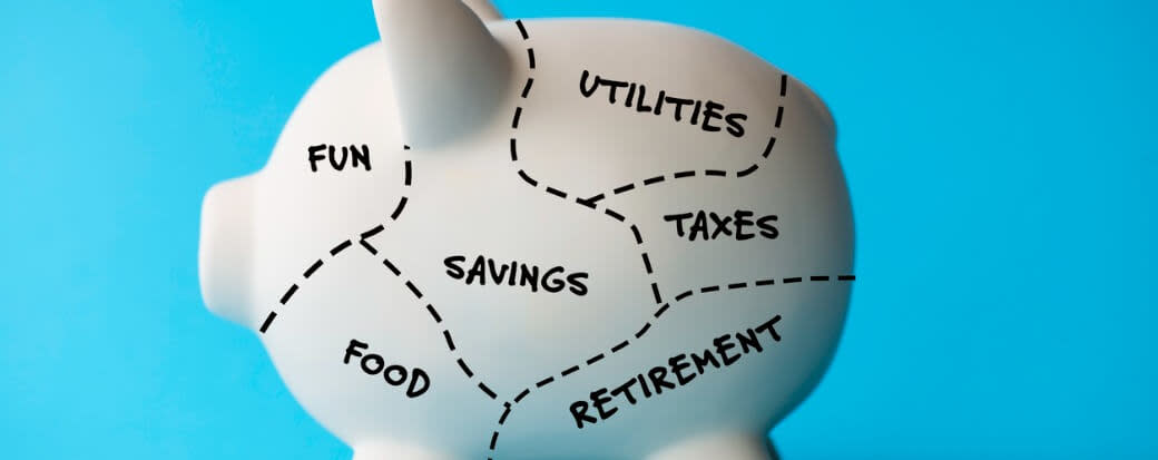 Savings Account vs Roth IRA: Key Differences