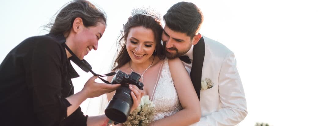 How Much Does a Wedding Photographer Cost in 2023?