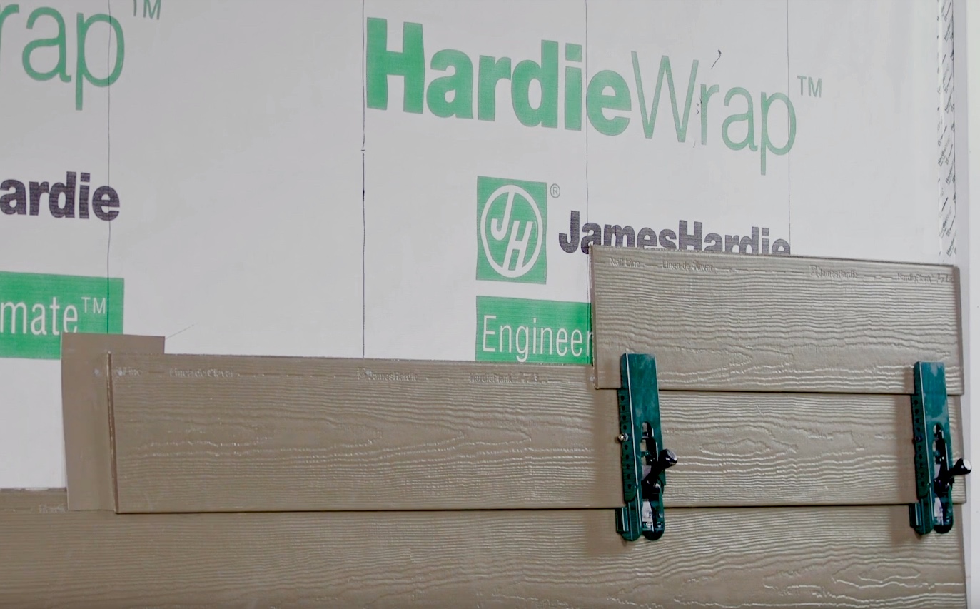 How to Install Lap Siding | James Hardie Pros