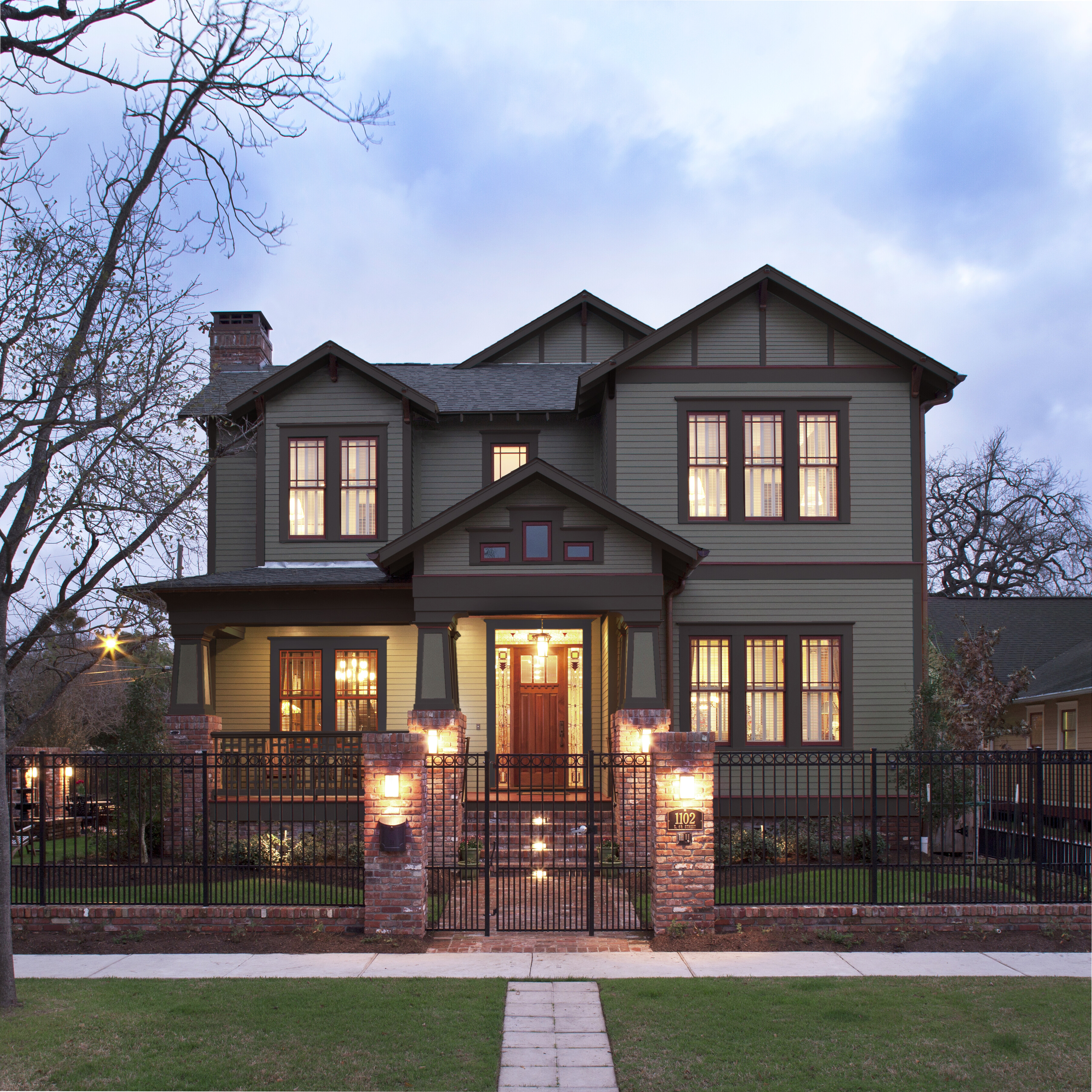 RS23152_TrimWholeHouse_Midnigh