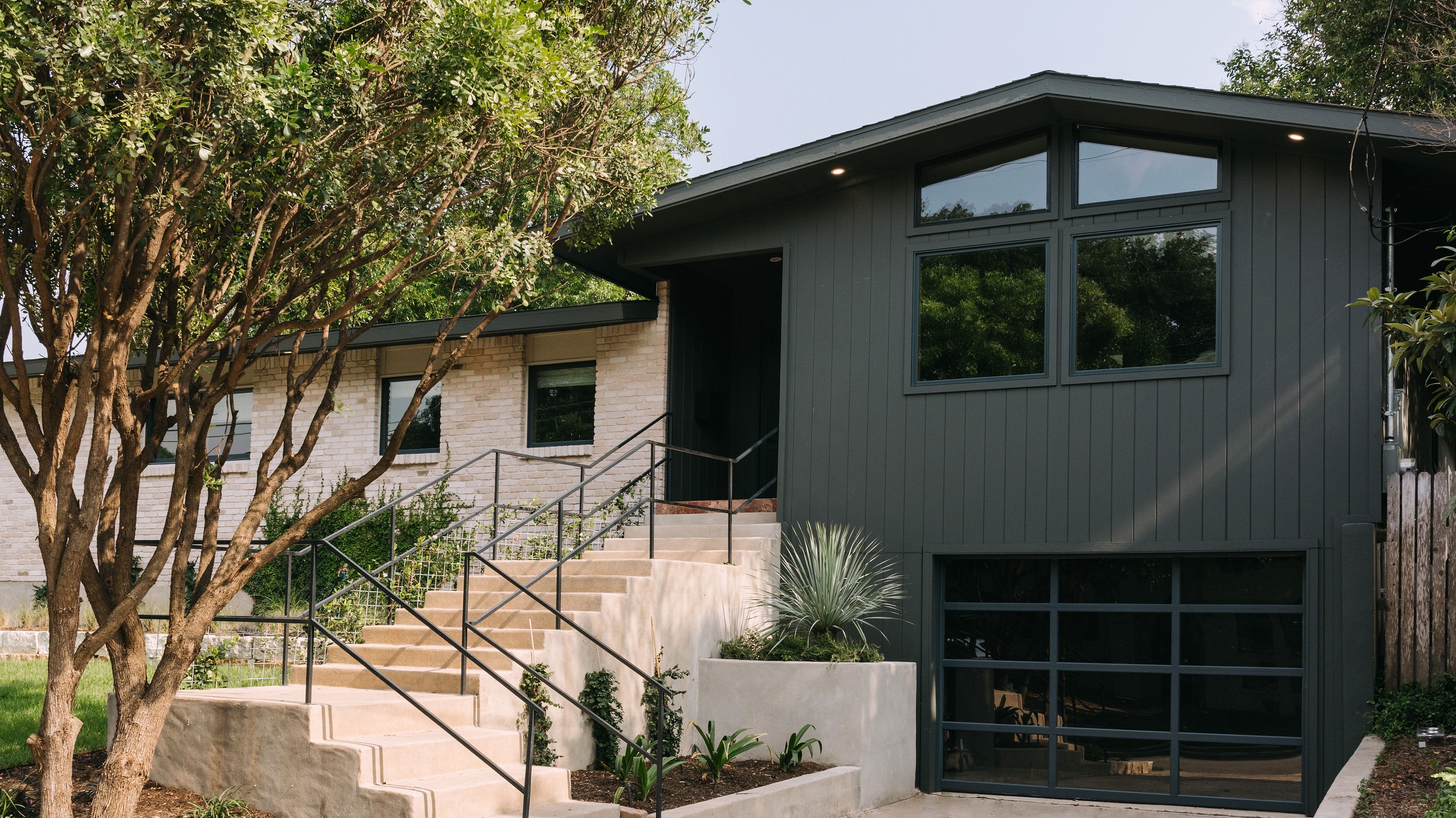 20240603_KimWolfe_09_ExtFront_