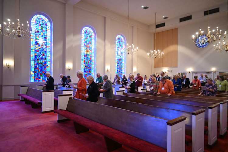 Church members of Irving Park United Methodist Church singing