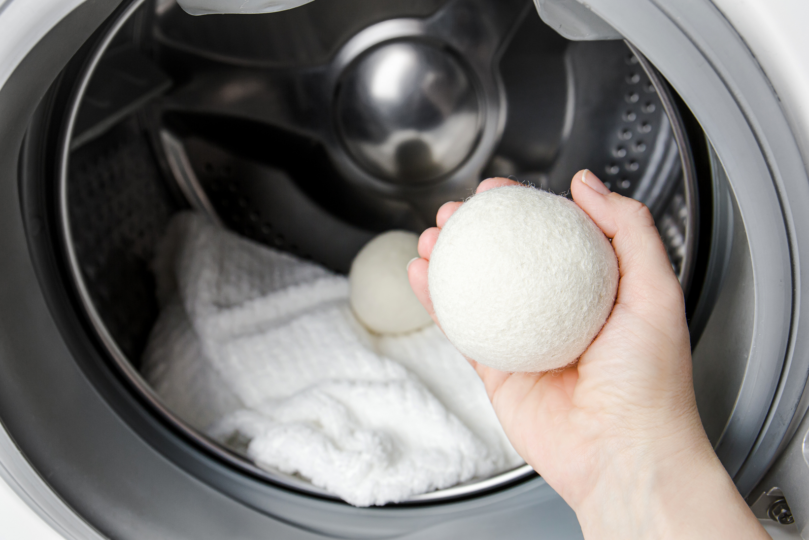 refreshing-wool-dryer-balls