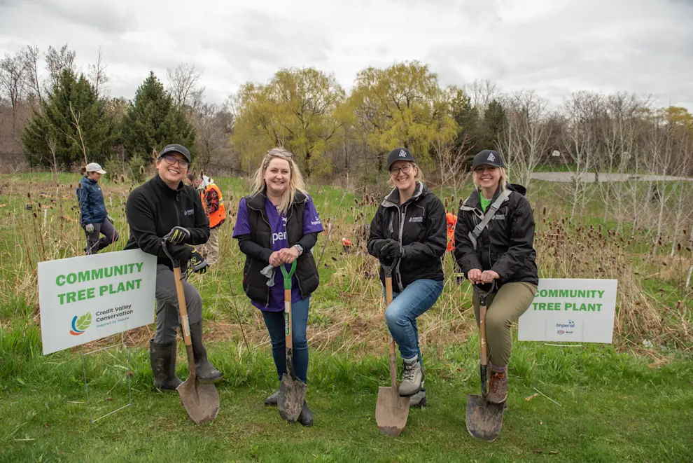 Forests Ontario Birchwood Park Tree Planting-6.jpg