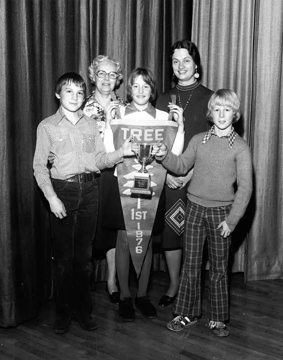 Tree-Bee-winner-1976.jpg