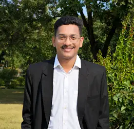 Dr. ROHAN KHETAN