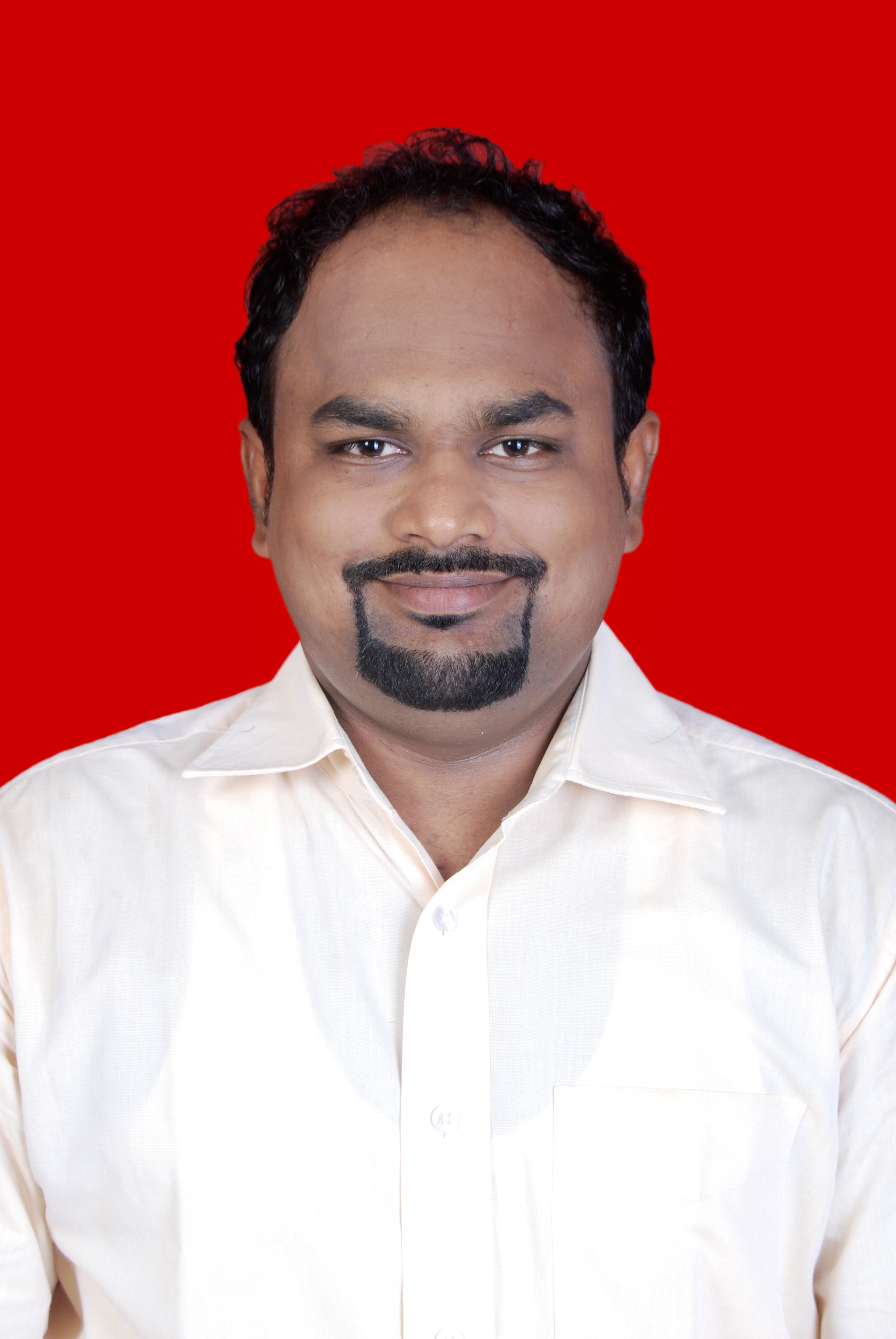 Dr. Mahesh Shrirang Ghadage