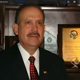 Dr. José Luis Treviño González
