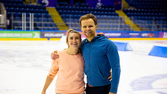 Libby-Clegg-with-skating-partner-Mark-Henretty