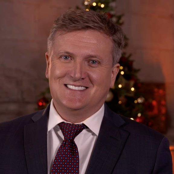 Aled Jones performing at the Guide Dogs Christmas Wishes Event