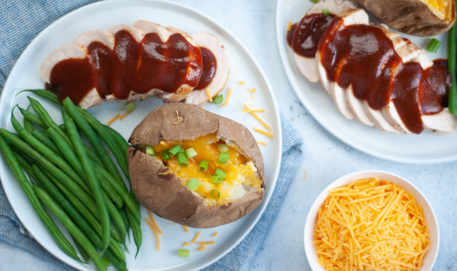 BBQ Chicken with a Baked Potato and Veggies Macrostax