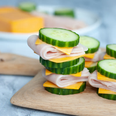 cucumber turkey and cheese sandwiches 