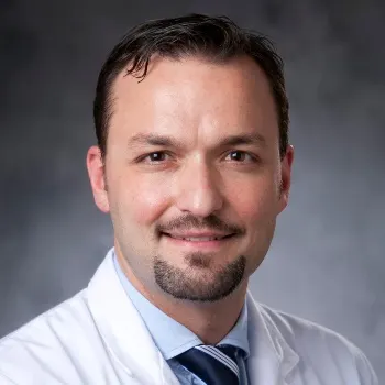 Headshot - Zaffiri-Lorenzo