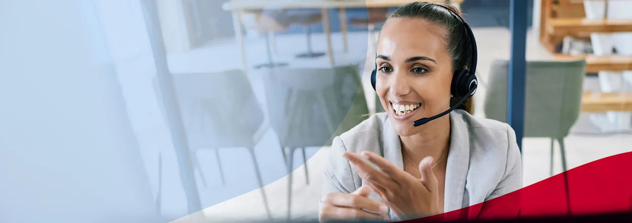 banner-female-smiling-headset-d