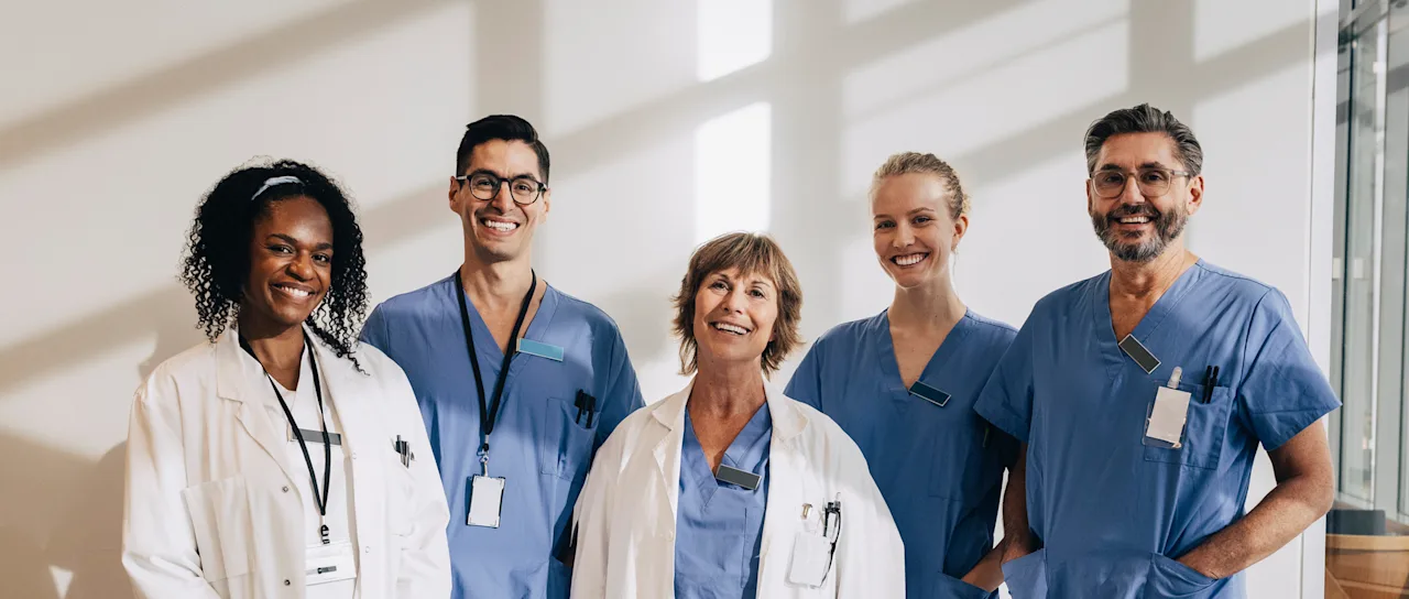 media-happy-medical-professionals-standing-d