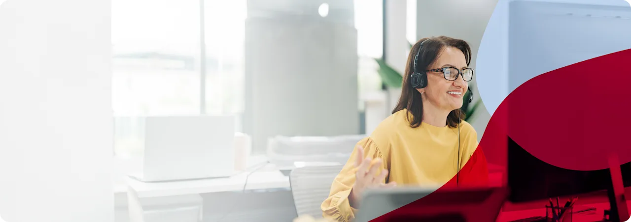 banner-woman-headset-yellow-sweater-2-d