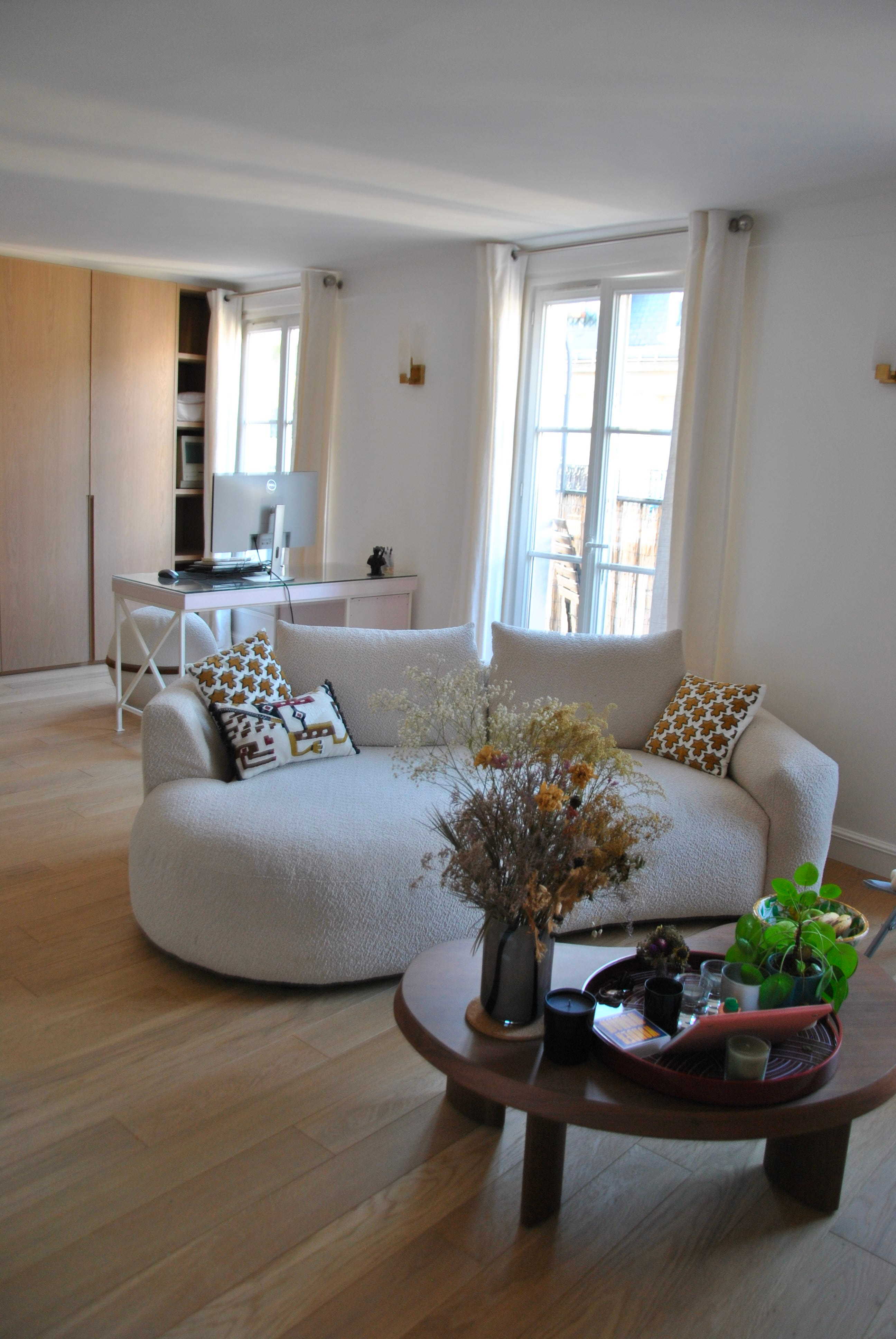 Francaise - Living - Main