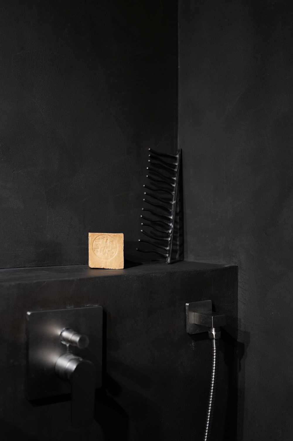 Boinod - Bathroom - Details shower