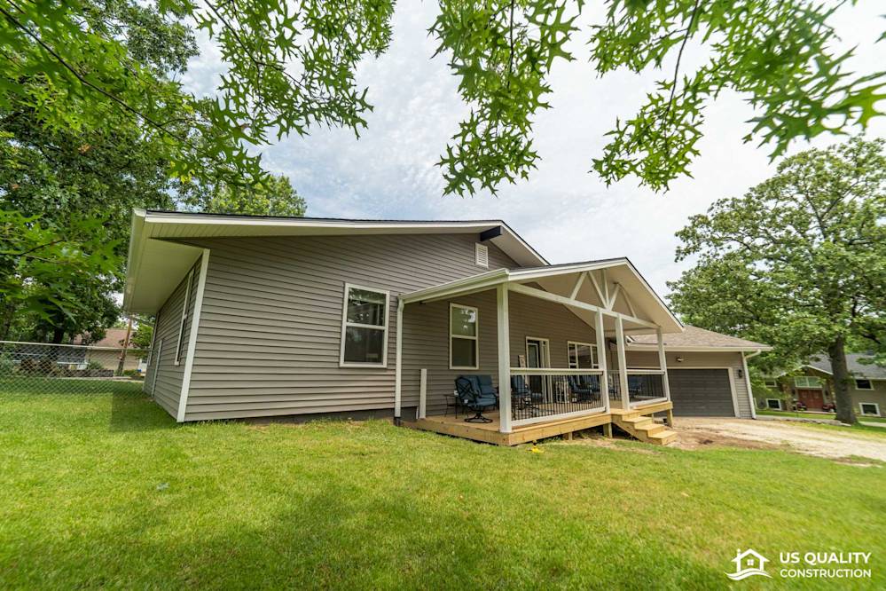 Siding Replacement & New Deck