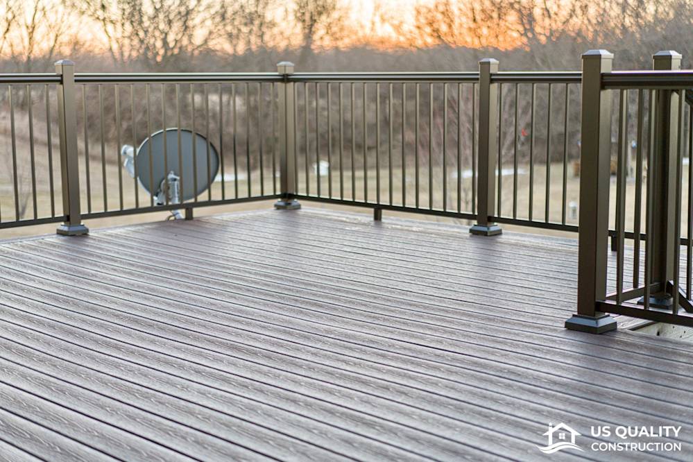 Vinyl Siding, Trim, Soffit & Gutters