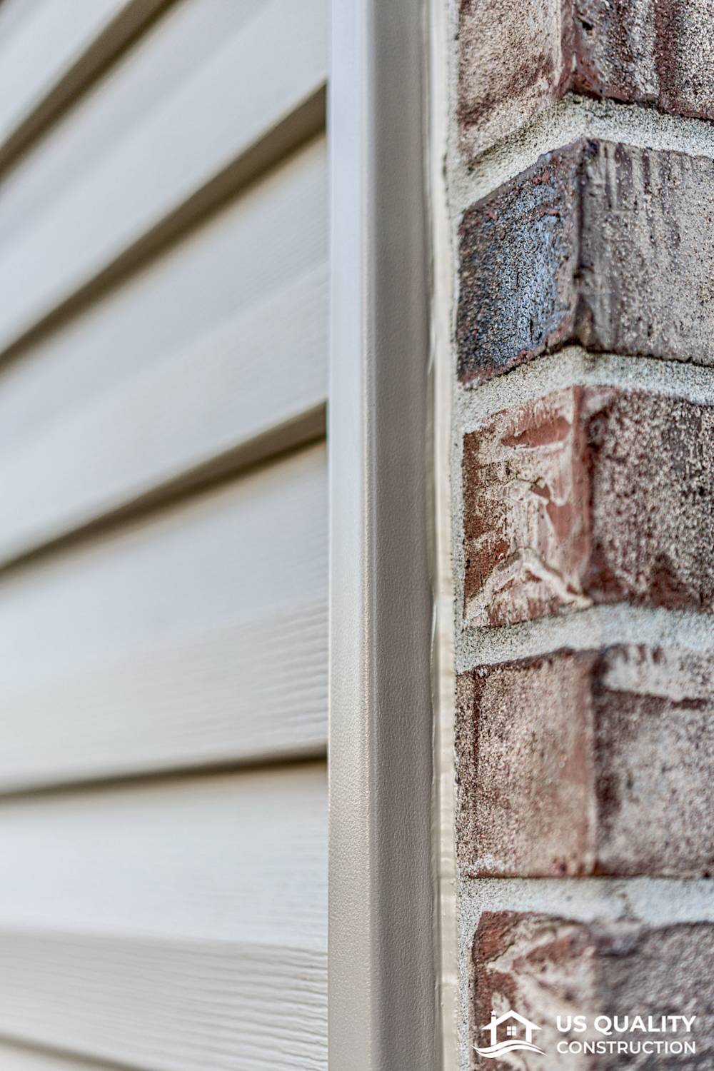 Vinyl Siding, Trim, Soffit & Gutters