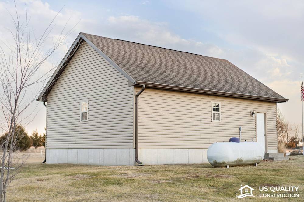 Vinyl Siding, Trim, Soffit & Gutters