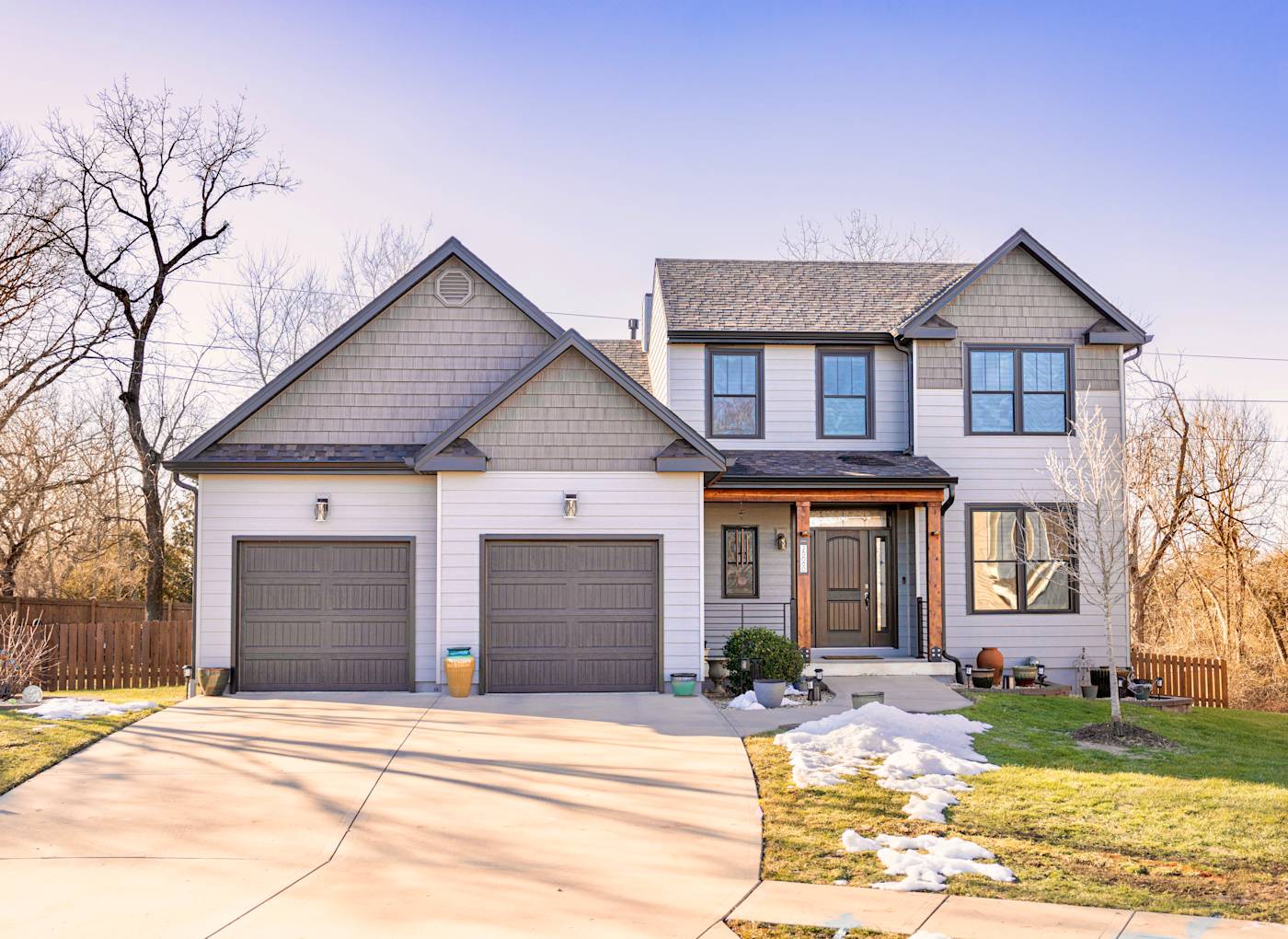 Upgrade Your Home’s Exterior with Durable, Stylish Siding!