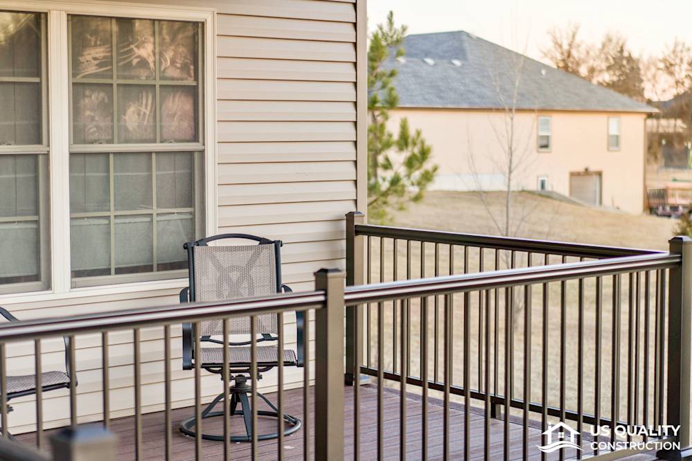 Vinyl Siding, Trim, Soffit & Gutters