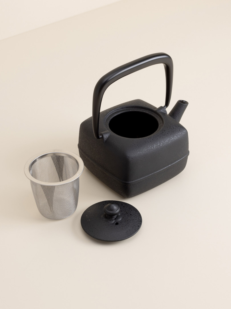 Cast iron teapot - Kikuchi Hojudo | AGOBAY