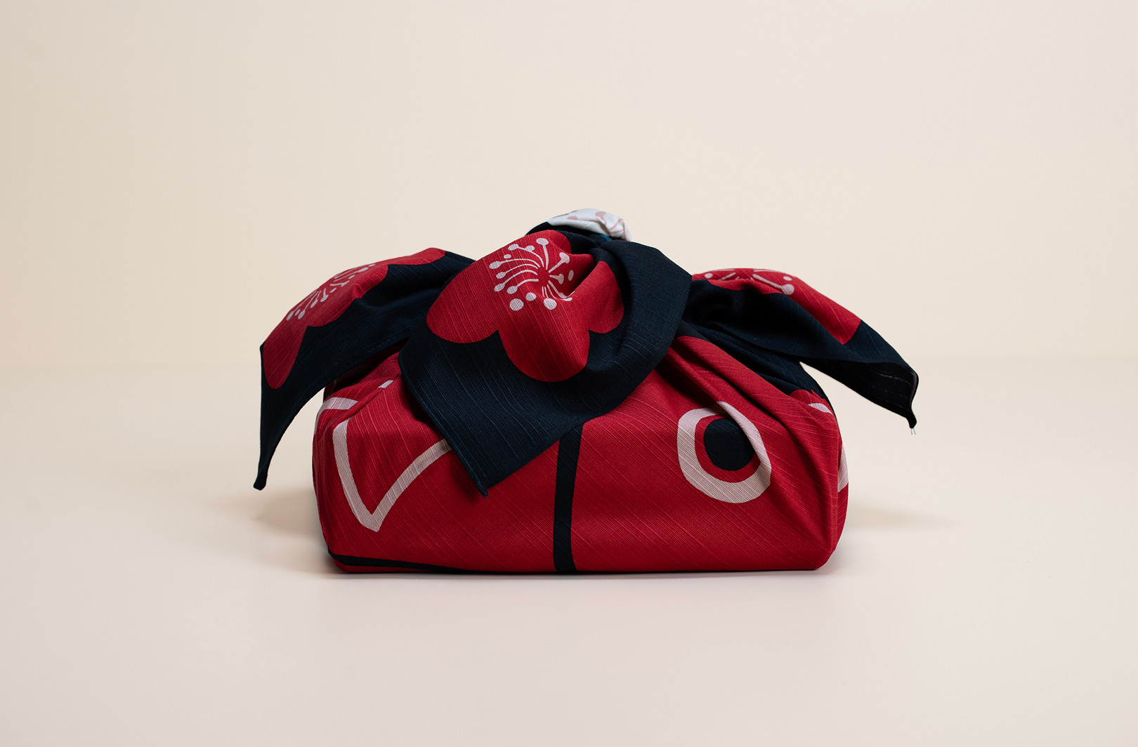 Auspicious furoshiki - Bamba Dyeing Factory | AGOBAY