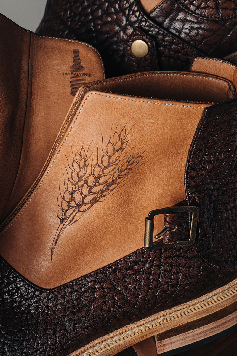 The Balvenie Boot for men - laser engravings - barley stalk