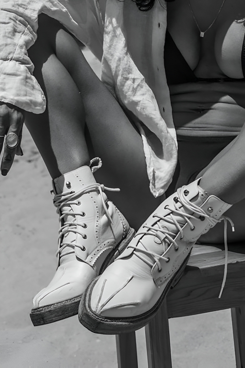 Fran - customer image - closeup custom boot design