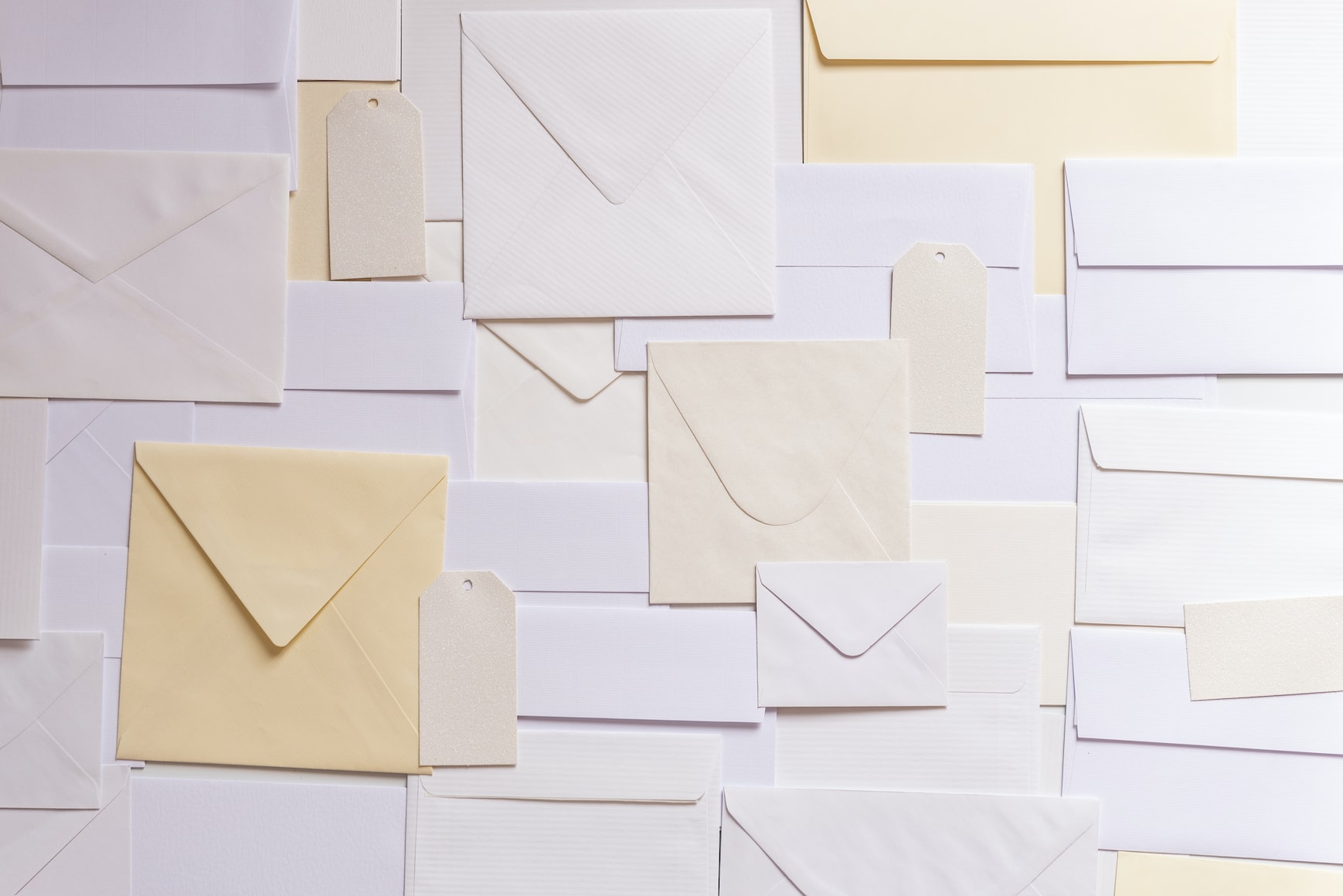 Images of envelopes in different shapes and sizes