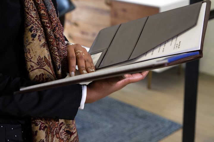 a step by step guide to building a resume from scratch