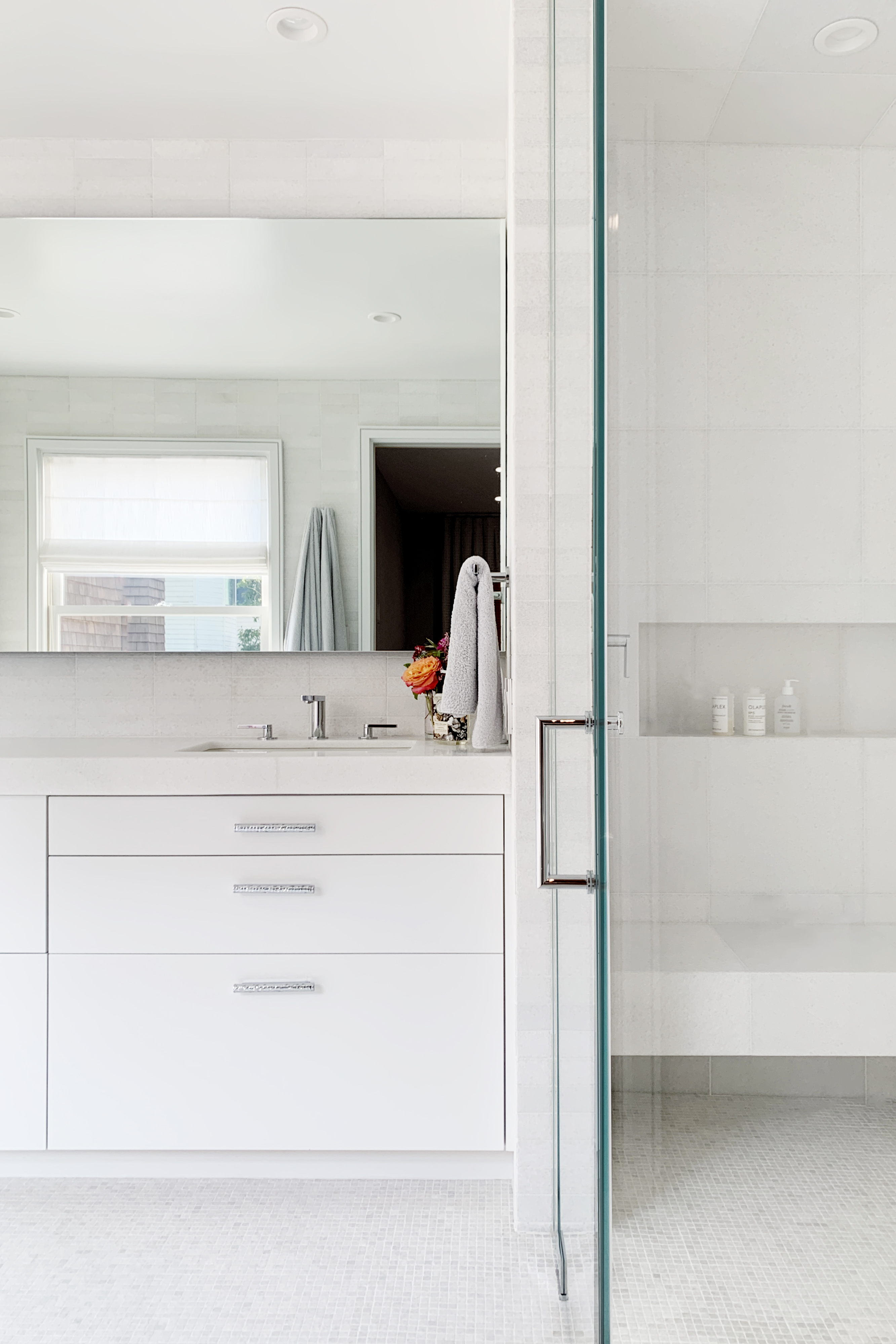 Thank you @homesandgardensofficial for including us in "8 Essential Features your Bathroom Needs to Feel Luxurious".
⁠
"A bathroom can be more than a place for quick morning routines; it can serve as a personal oasis where one can unwind after a long day. We like to integrate audio into bathrooms as a way to transform the space from one of mundane routine to one of elevated experience. Think of your favorite spa –  audio, whether music or atmospheric ambiance, is always used to augment the experience."⁠
.
.
.⁠
See our link in bio for the complete article.⁠