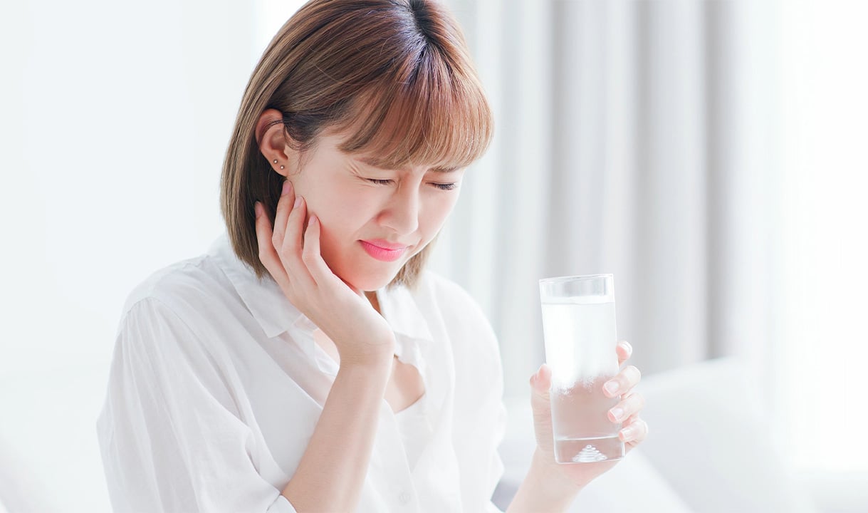 What’s the difference between toothache and sensitive teeth? - Image - Listerine - en-SG
