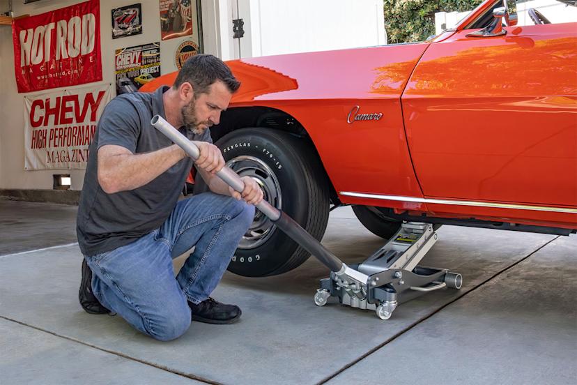 Ranger 4000ALX Floor Jack Lifts Classic Camaro with Ease
